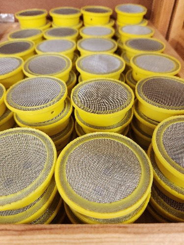 2 inch Screened plug for feeder pails 
